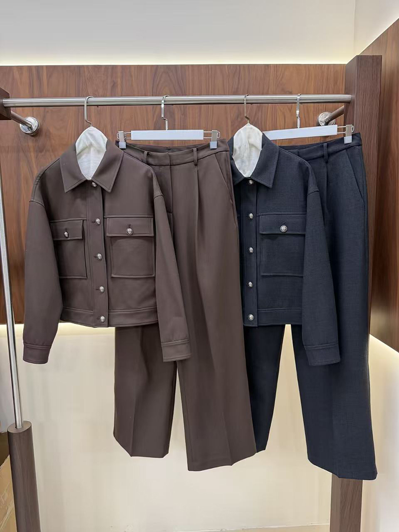 Wool Suit Jacket - Jaket Cargo Berkerah & Celana Panjang